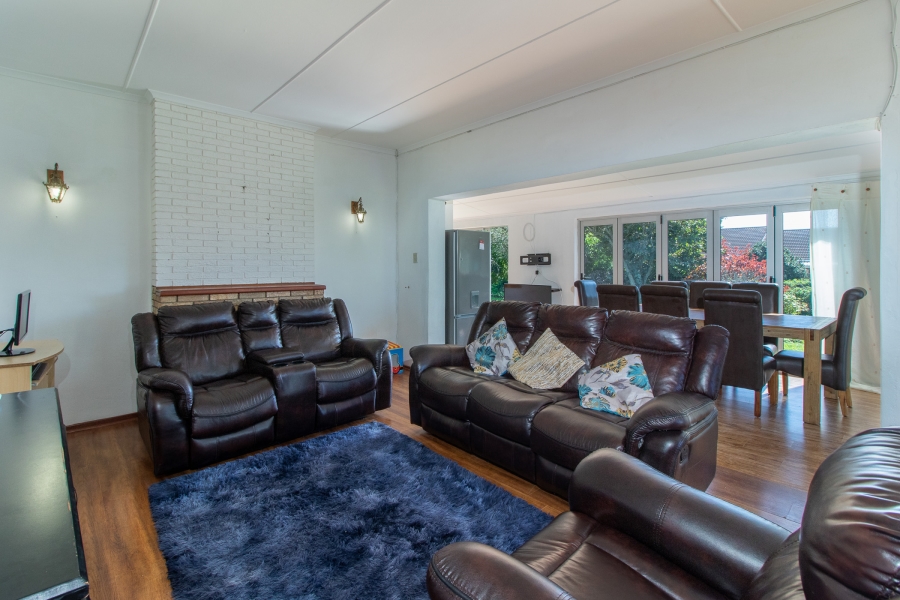 4 Bedroom Property for Sale in West Bank Eastern Cape